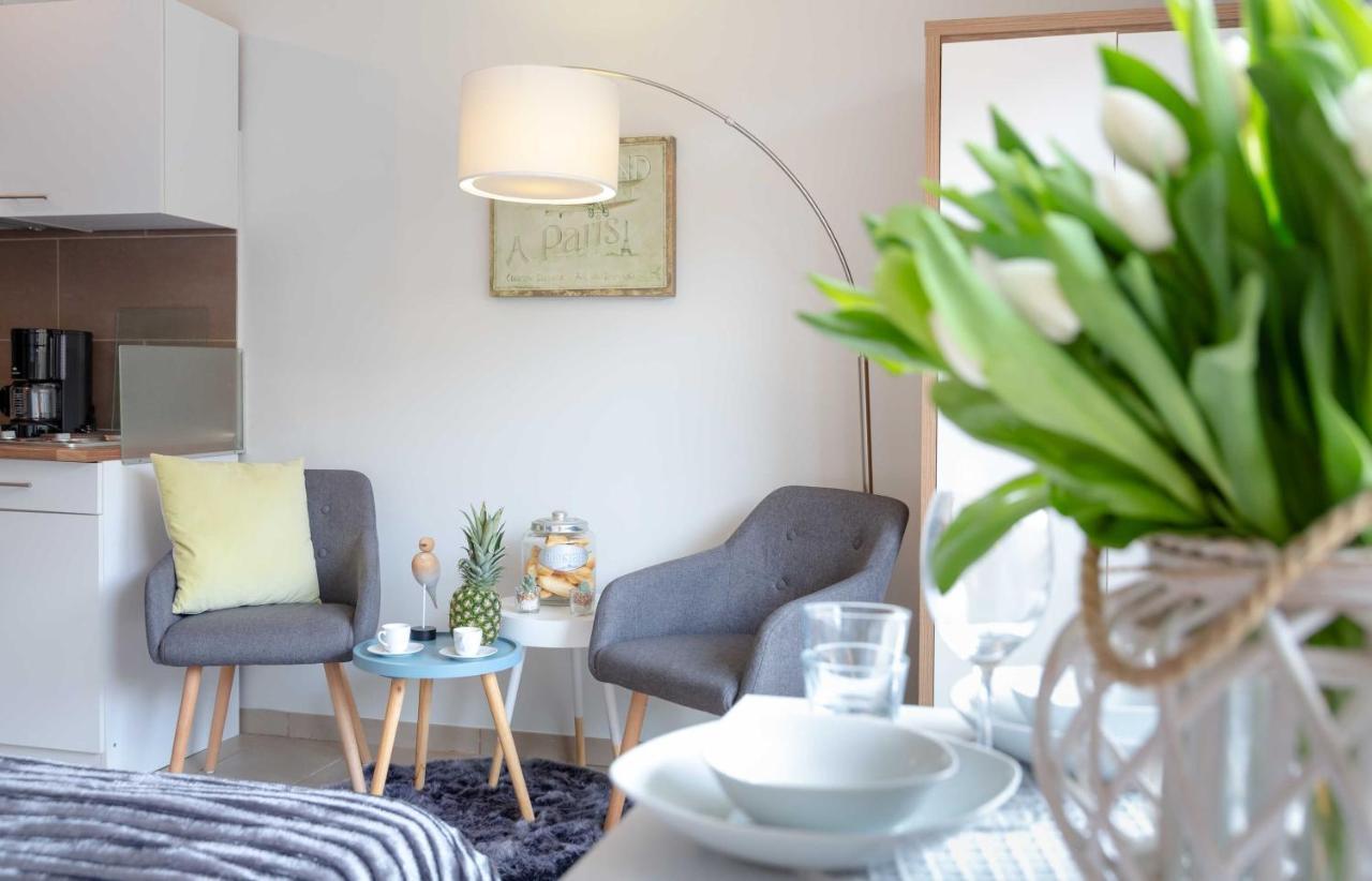 Lister Duenennest Apartment ภายนอก รูปภาพ